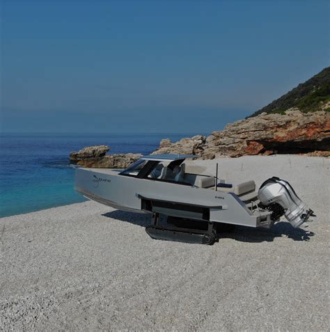iguana yachts cost  Its smaller size makes it ideal for lake cruising